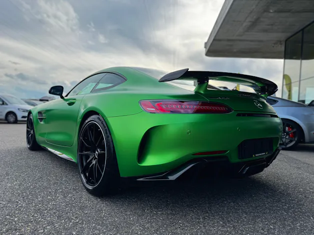 Mercedes-Benz AMG GT R Speedshift DCT MAGNO GREEN MATT 3.99%