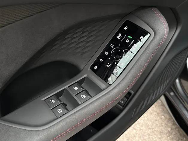 Audi A6 Avant TFSI quattro 270 kW S tronic