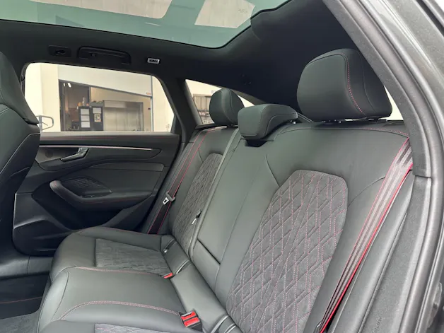 Audi A6 Avant TFSI quattro 270 kW S tronic