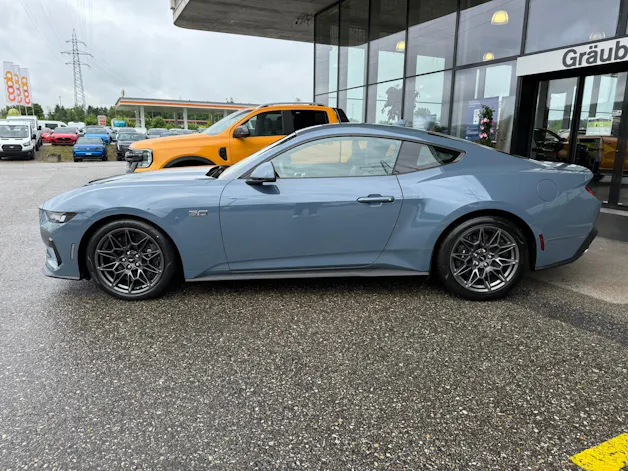 Ford Mustang Fastback 5.0 V8 GT MAGNETIC RIDE VAPOR BLUE GRATIS SERVICE 3Y