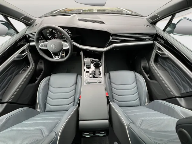 VW Touareg 3.0 TDI R-Line Tiptronic