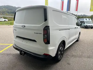 Ford Transit Custom Van PHEV 320 L2H1 Trend Automat
