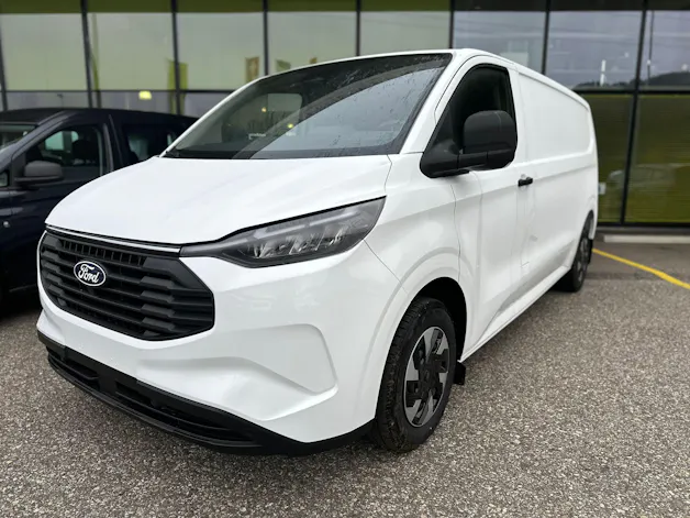 Ford Transit Custom Van PHEV 320 L2H1 Trend Automat