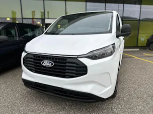 Ford Transit Custom Van PHEV 320 L2H1 Trend Automat
