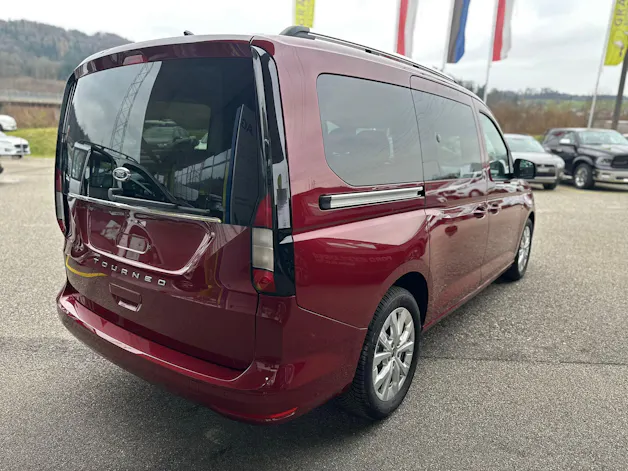 Ford Grand Tourneo Connect 2.0 EcoBlue Titanium Automat