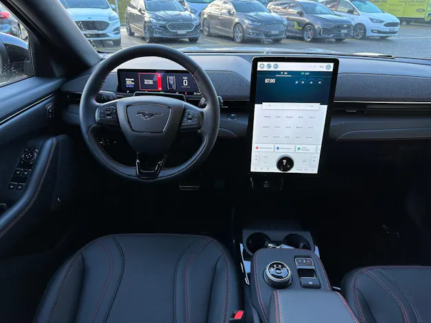 Ford Mustang MACH-E Premium AWD 75 kWh 0.99% Leasing