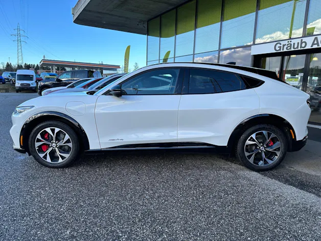 Ford Mustang MACH-E Premium AWD 75 kWh 0.99% Leasing