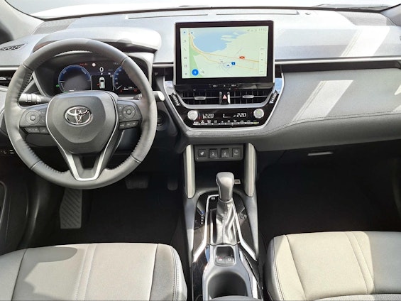 Vehicle image 16
