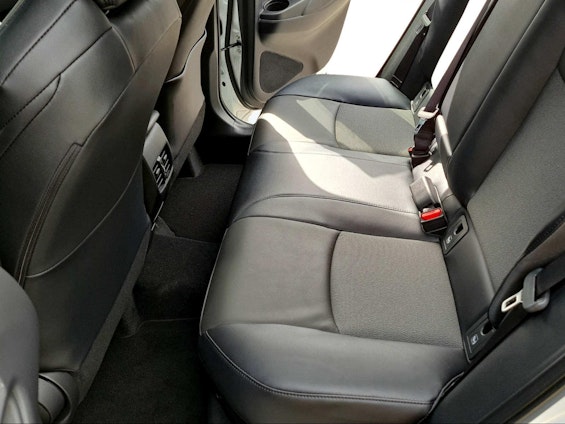 Vehicle image 8 Vehicle image 8