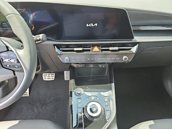 Vehicle image 10 Vehicle image 10