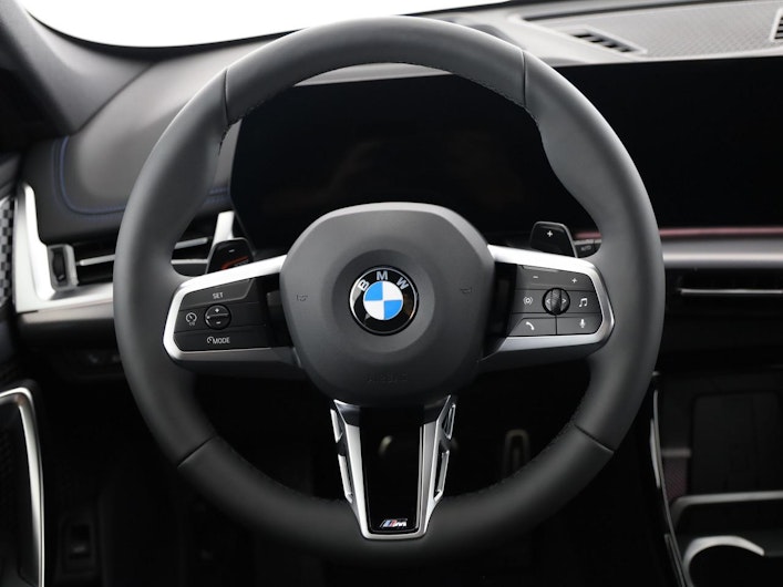 Vehicle image BMW X1