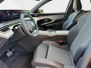 Peugeot 5008 1.2 Hybrid Allure Premium