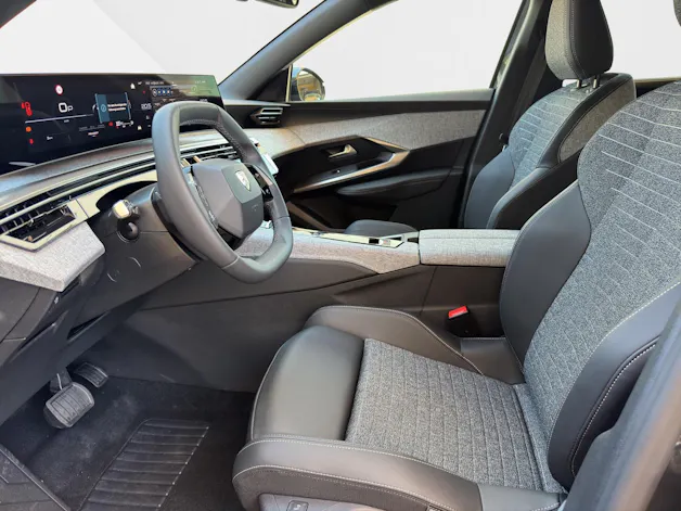 Peugeot 5008 1.2 Hybrid Allure Premium