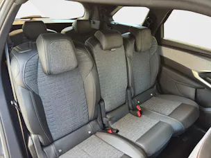 Peugeot 5008 1.2 Hybrid Allure Premium