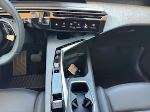 Peugeot 5008 1.2 Hybrid Allure Premium