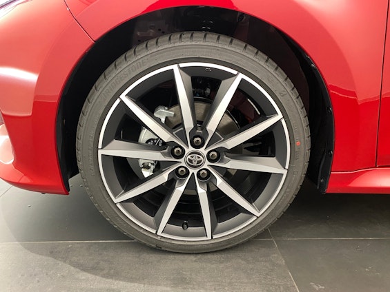 Vehicle image 9
