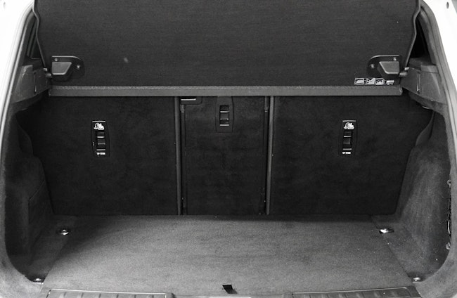 Vehicle image 14 Vehicle image 14