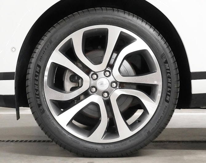 Vehicle image LAND ROVER RANGE ROVER EVOQUE