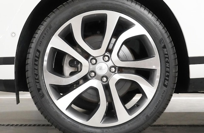 Vehicle image 13 Vehicle image 13