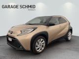 First vehicle image