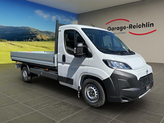 Vehicle image 6 Vehicle image 6