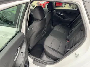 Hyundai i30 1.5 T-GDi Amplia