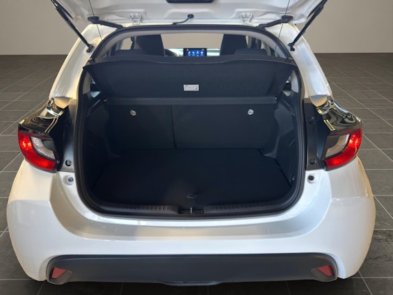 Vehicle image 11 Vehicle image 11