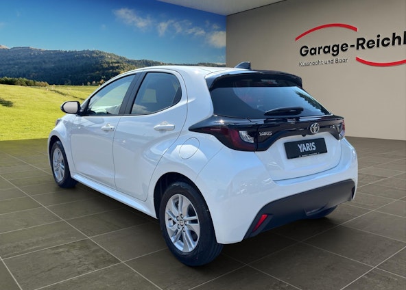 Vehicle image 2 Vehicle image 2