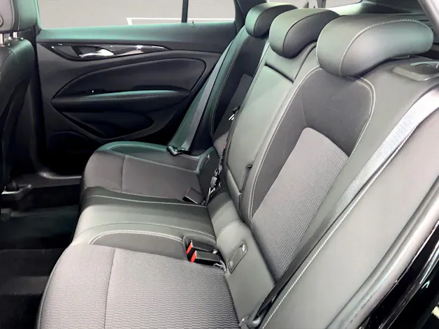 Opel Insignia Sports Tourer 2.0 D Elegance