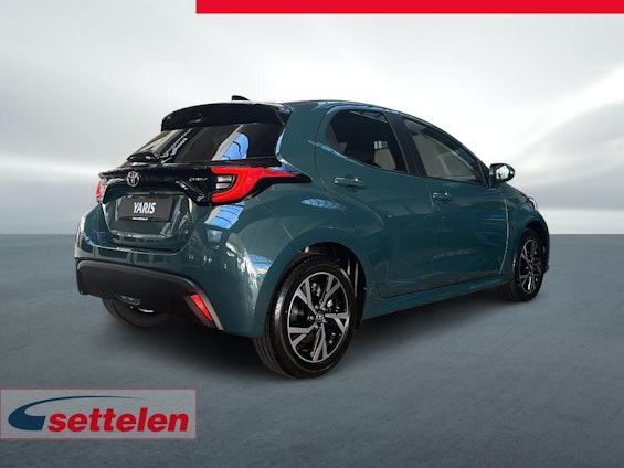 Vehicle image 4 Vehicle image 4