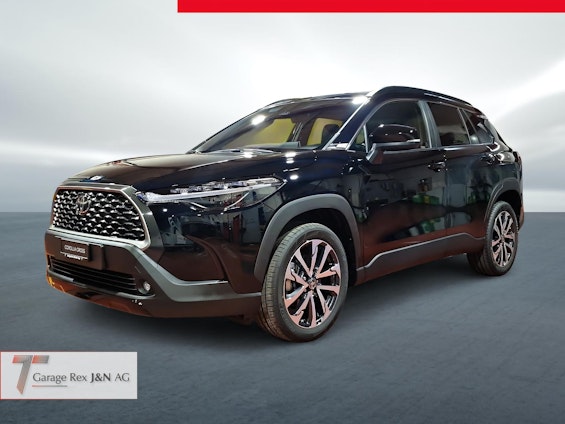 First vehicle image