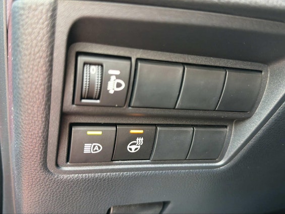 Vehicle image 16 Vehicle image 16