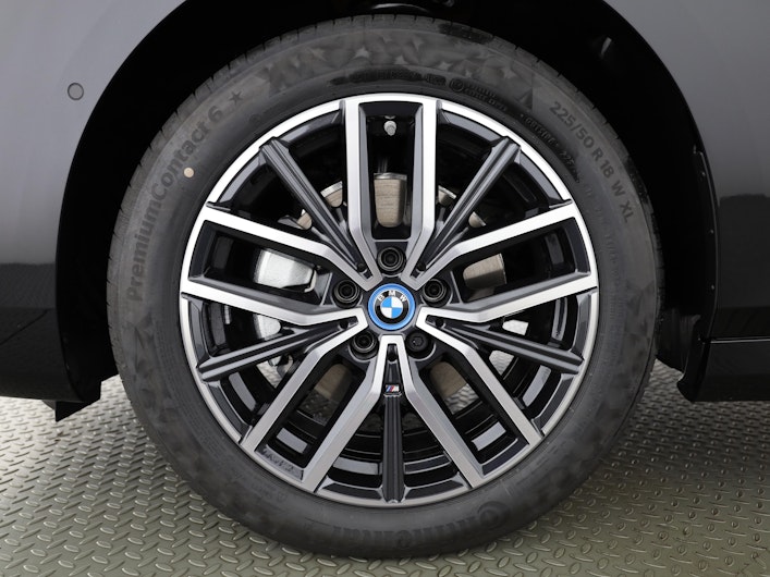 Vehicle image BMW 2 SERIES