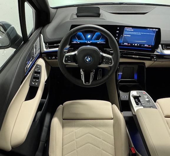 Vehicle image BMW 2 SERIES