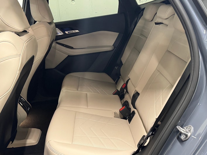 Vehicle image BMW 2 SERIES