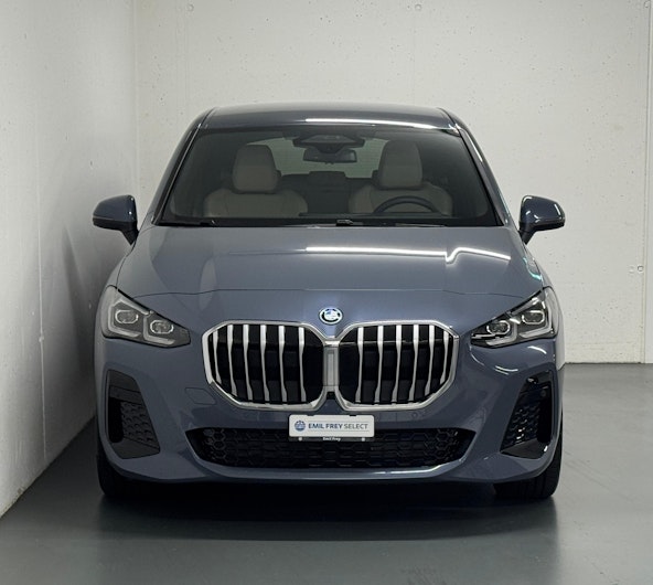 Vehicle image BMW 2 SERIES