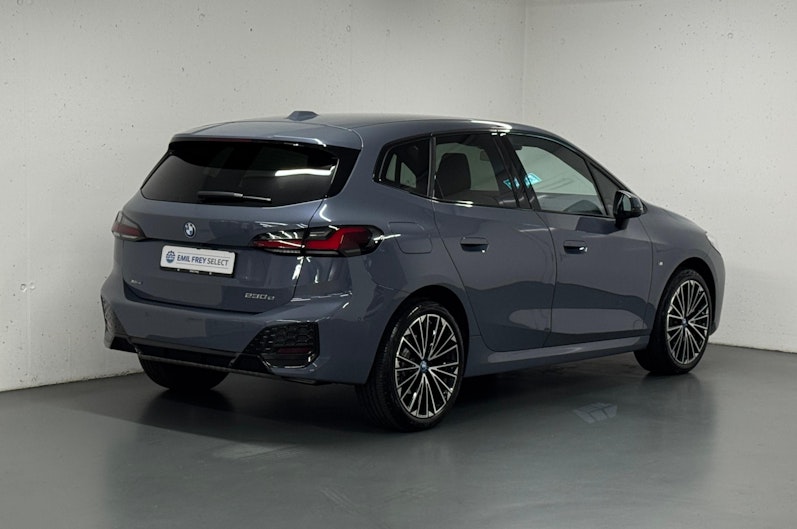 Vehicle image BMW 2 SERIES