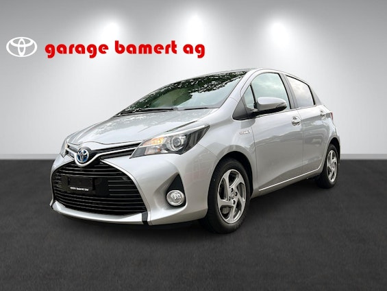 First vehicle image