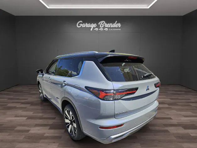 Mitsubishi Outlander 2.4 PHEV Instyle 4x4
