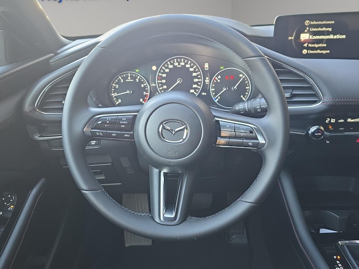 Vehicle image MAZDA 3