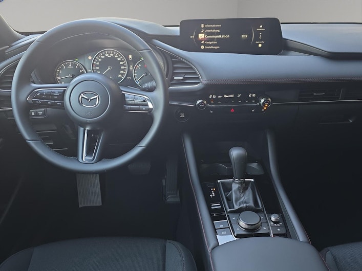 Vehicle image MAZDA 3