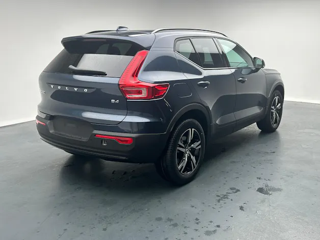 Volvo XC40 2.0 B4 MH Plus Dark