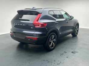 Vehicle image VOLVO XC40 2.0 B4 MH Plus Dark