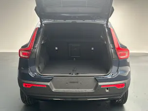 Volvo XC40 2.0 B4 MH Plus Dark