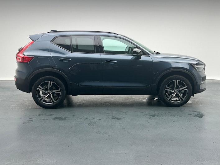Vehicle image VOLVO XC40