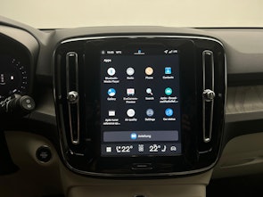 Vehicle image VOLVO XC40 2.0 B4 MH Plus Dark