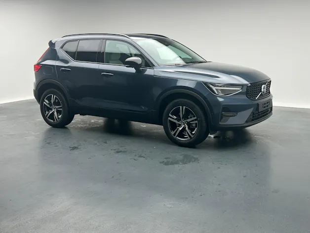 Volvo XC40 2.0 B4 MH Plus Dark