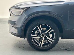 Vehicle image VOLVO XC40 2.0 B4 MH Plus Dark