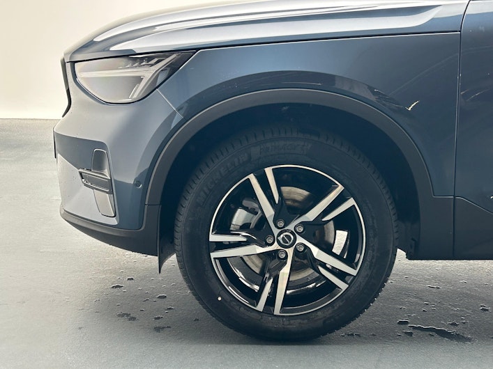 Vehicle image VOLVO XC40