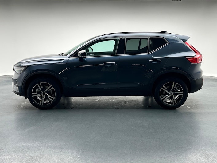 Vehicle image VOLVO XC40